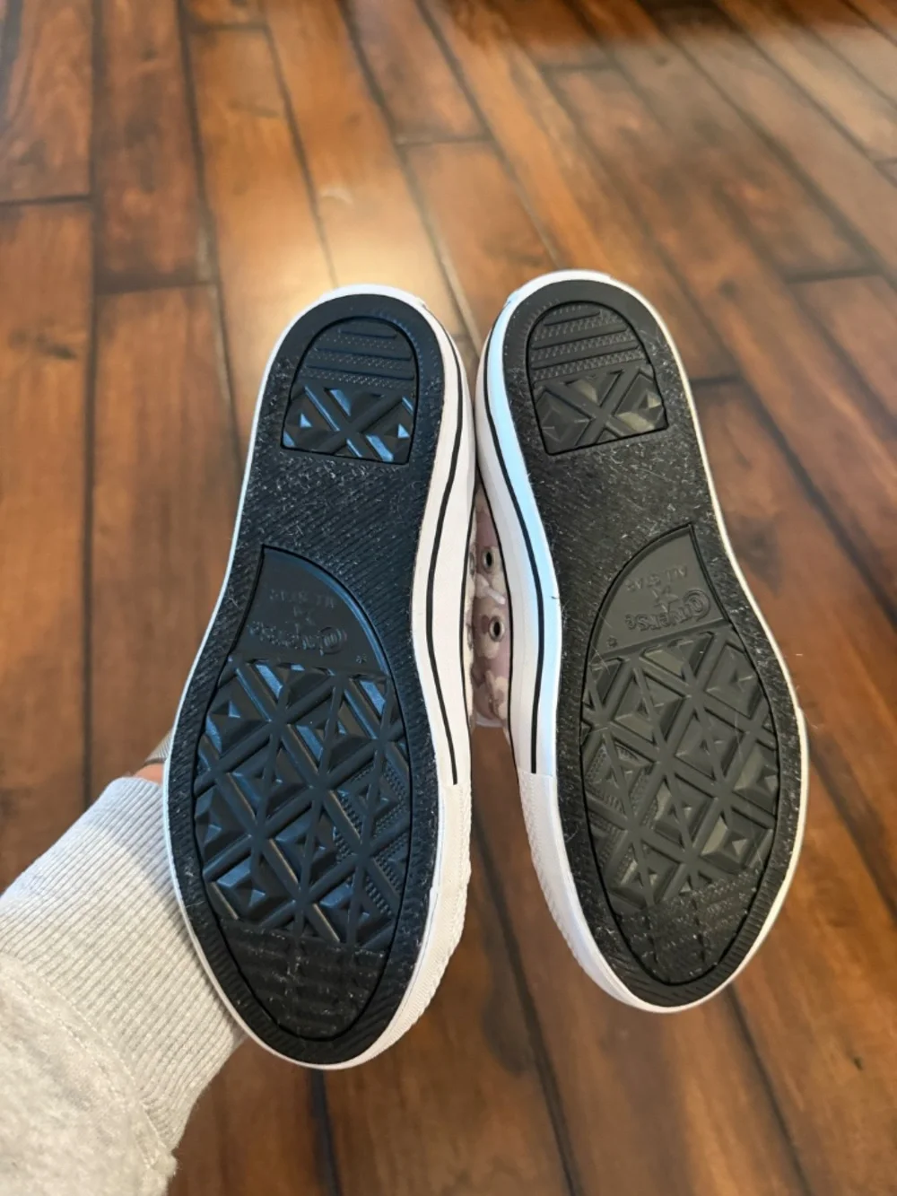 Converse Kids Size 2